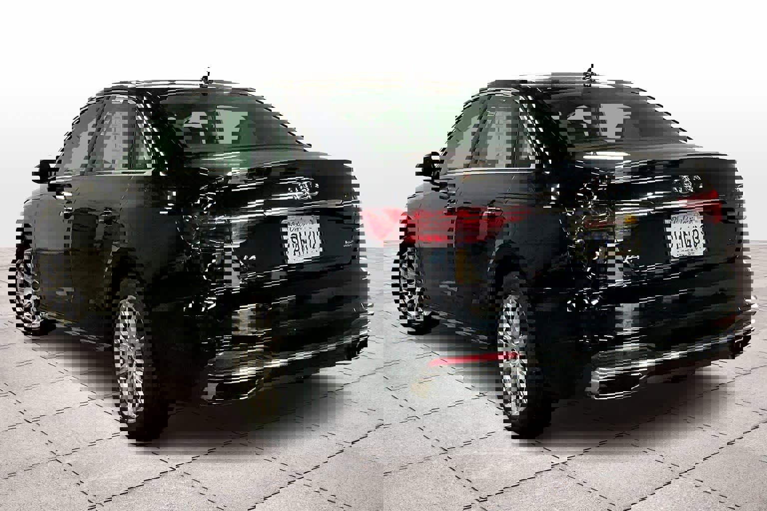 Used 2023 Audi A4 2.0T Premium w/ Convenience Package image 14