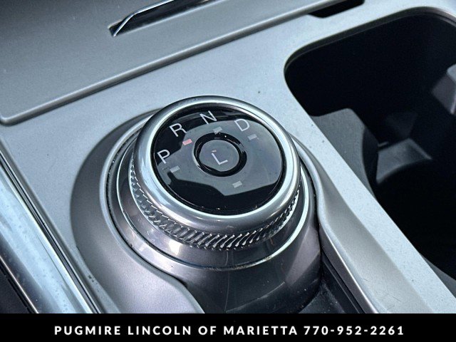Used 2022 Ford Explorer Platinum w/ Equipment Group 601A AWD/4WD image 32