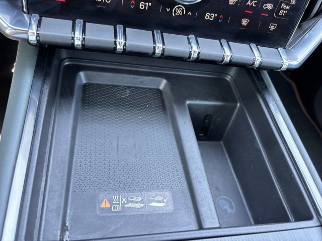 Used 2025 GMC Acadia AT4 image 42