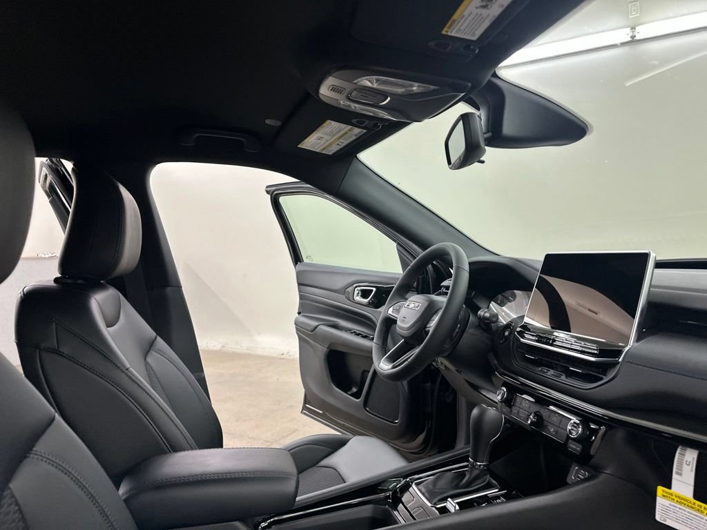 New 2026 Jeep Compass Latitude AWD/4WD image 22