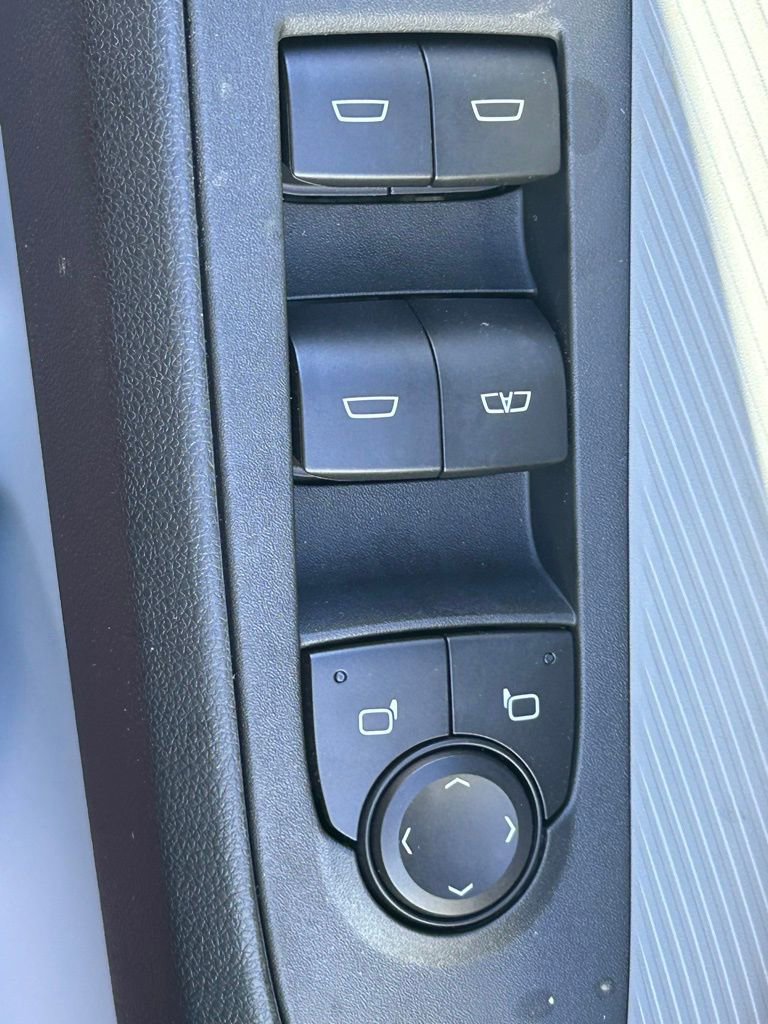 New 2027 Chevrolet Bolt RS w/ Technology Package image 31