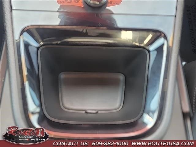Used 2024 Porsche Cayenne image 29