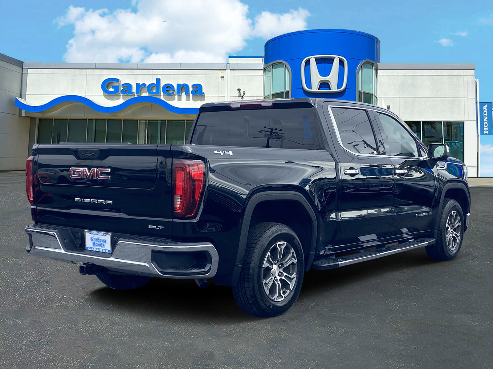 Used 2024 GMC Sierra 1500 SLT image 6