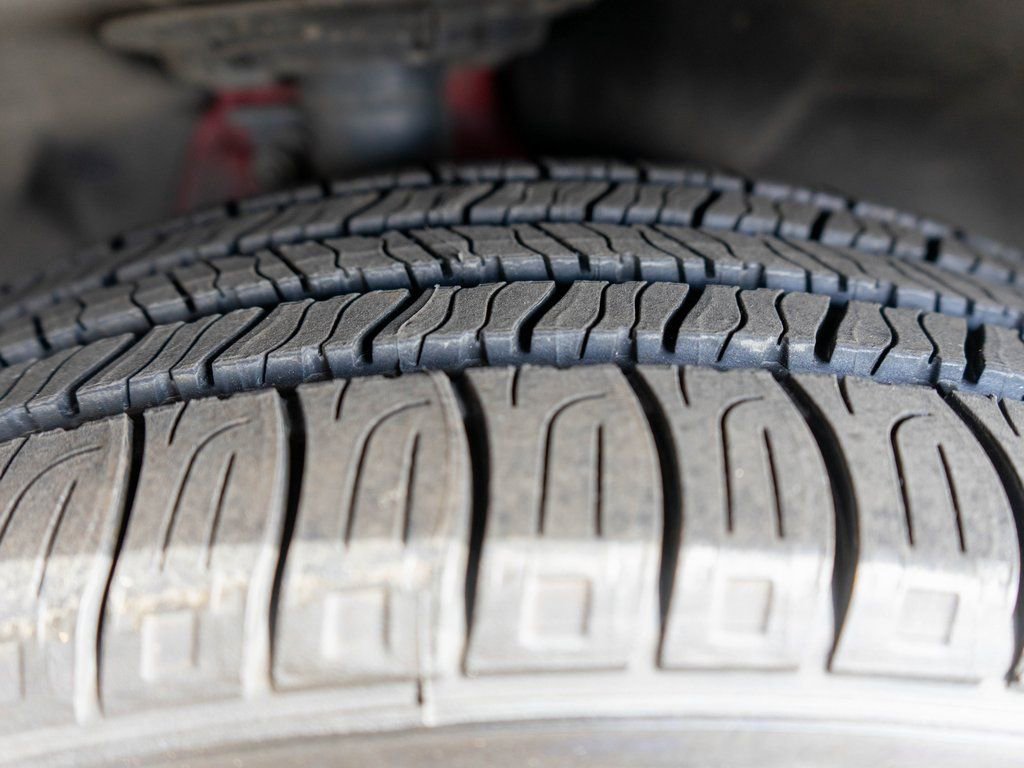 Used 2020 Ford Escape SEL image 36