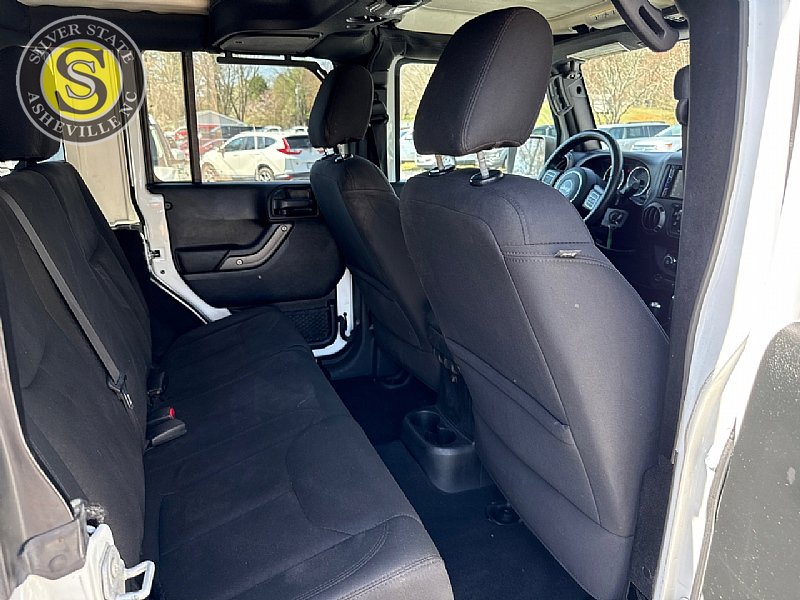 Used 2018 Jeep Wrangler Unlimited Sport S image 14