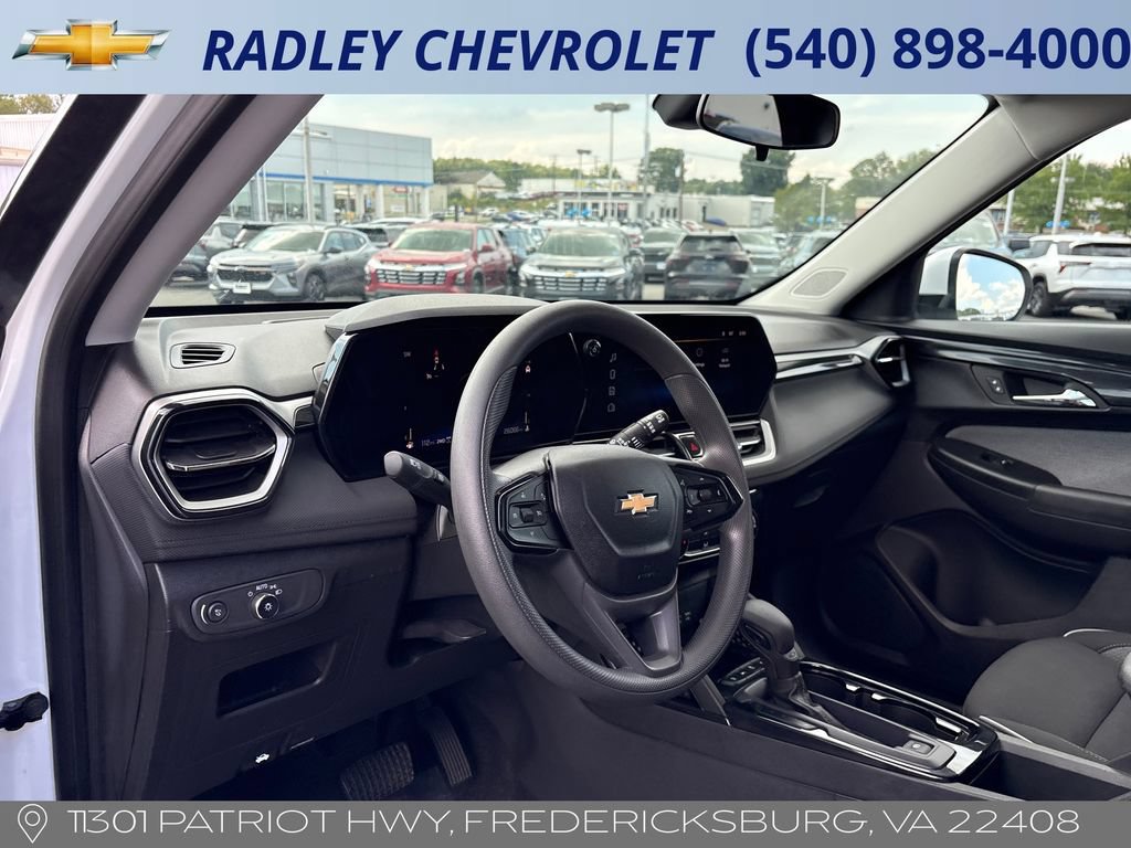Certified 2025 Chevrolet TrailBlazer LT AWD/4WD image 4