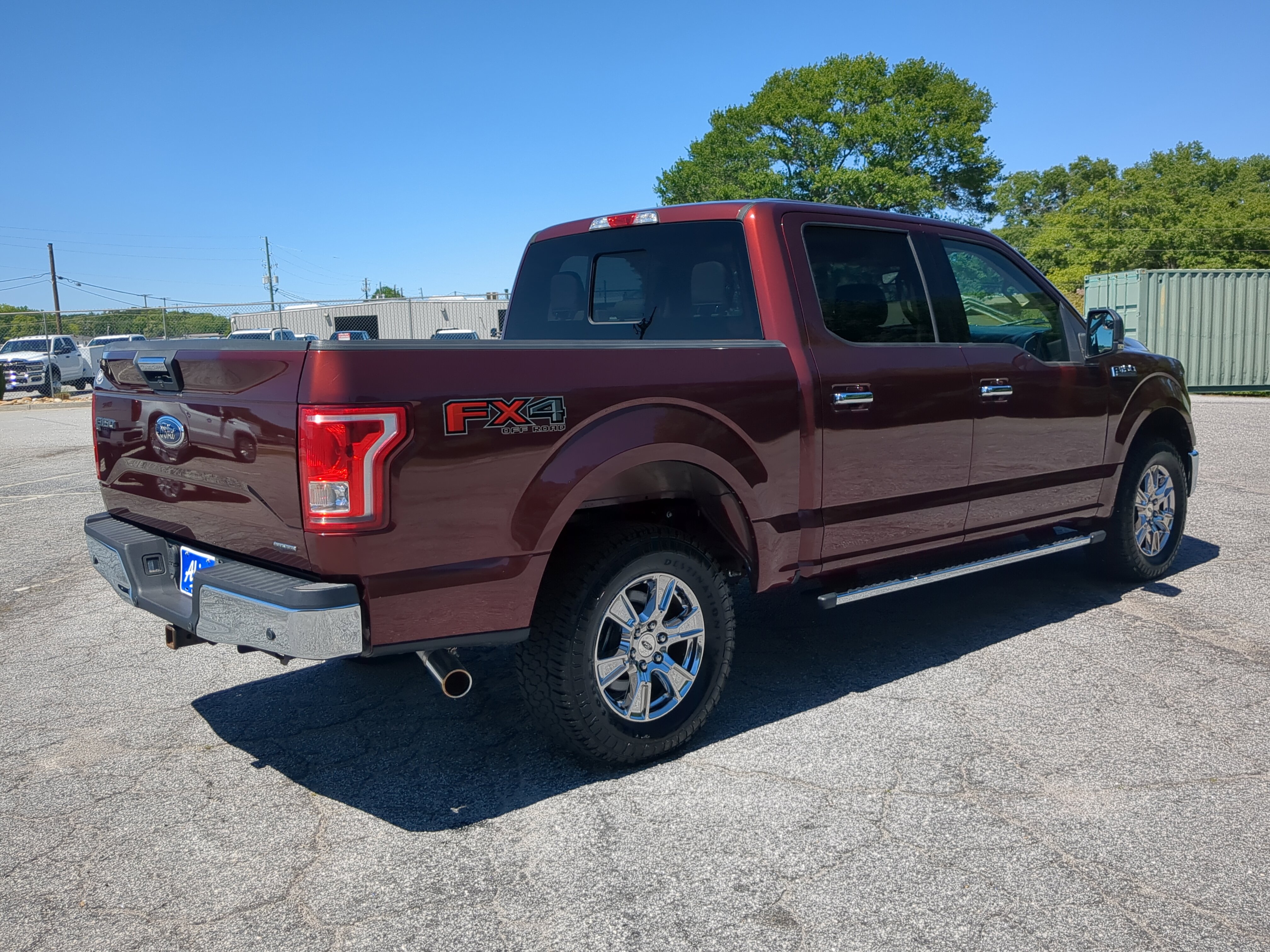 Used 2015 Ford F150 XLT w/ Equipment Group 302A Luxury AWD/4WD image 3