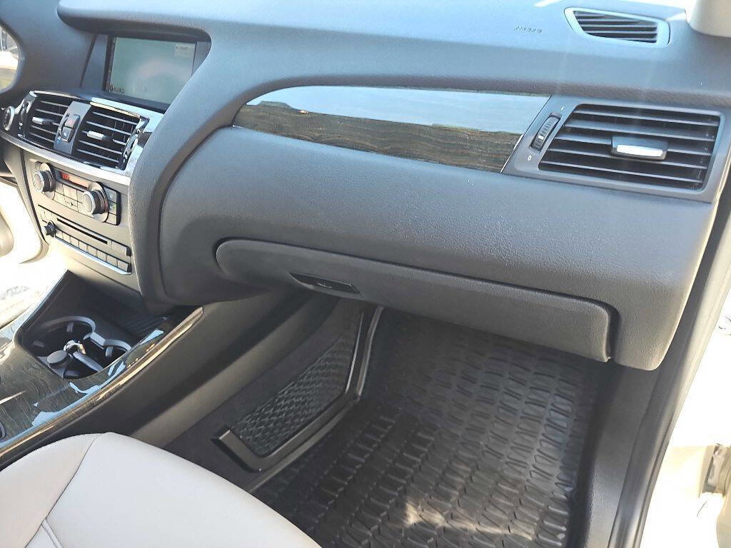 Used 2014 BMW X3 xDrive28i image 19