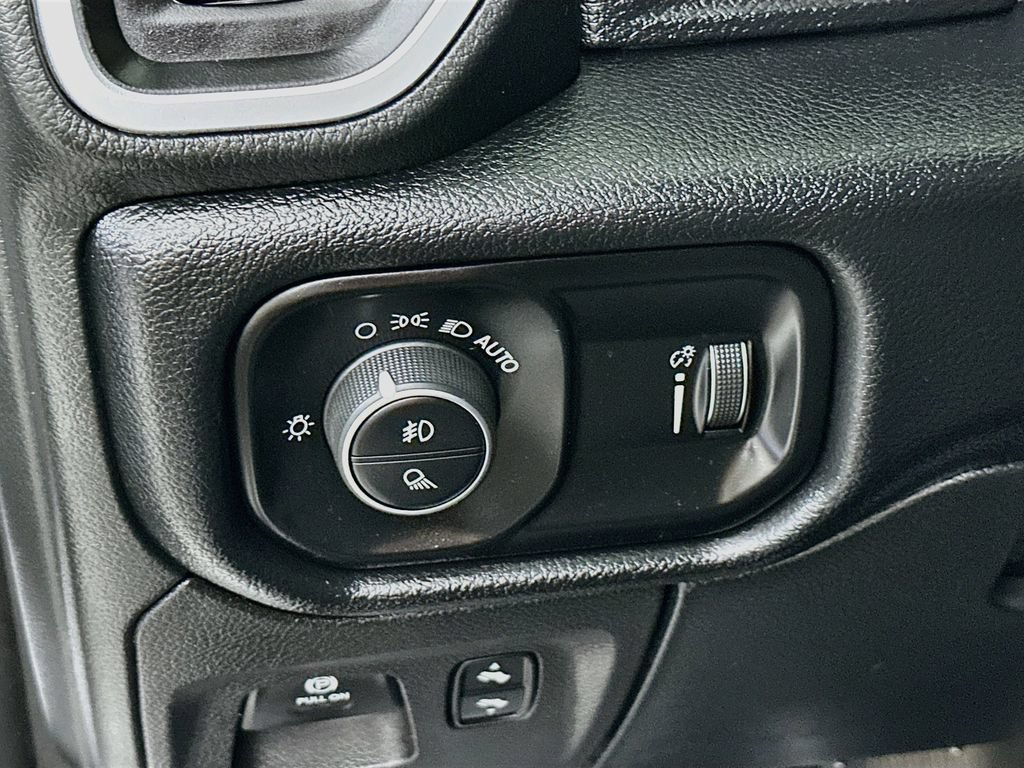 Certified 2020 RAM 1500 Big Horn AWD/4WD image 18