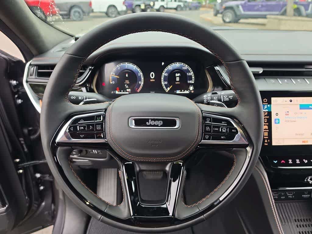 New 2026 Jeep Grand Cherokee Summit AWD/4WD image 14