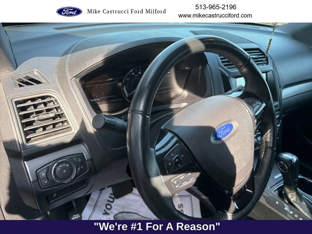 Used 2018 Ford Explorer XLT w/ Equipment Group 202A FWD image 12