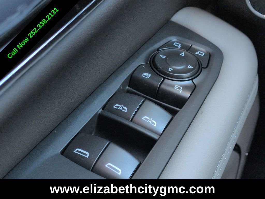 New 2026 GMC Yukon XL Elevation AWD/4WD image 24