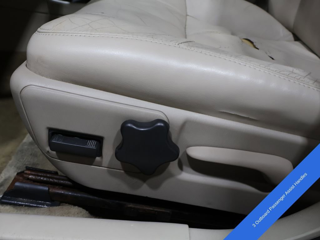 Used 2005 Chevrolet Impala LT w/ Preferred Equipment Group FWD image 14
