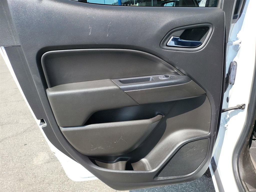 Used 2021 Chevrolet Colorado LT w/ Safety Package RWD image 38