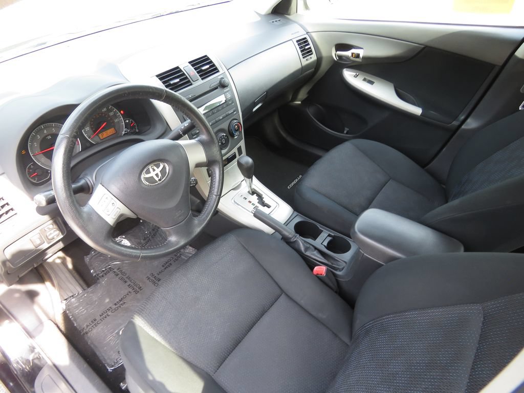 Used 2010 Toyota Corolla S FWD image 11