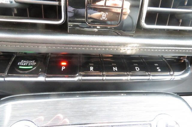 Used 2021 Lincoln Nautilus Reserve w/ Class II Trailer Tow Package image 23