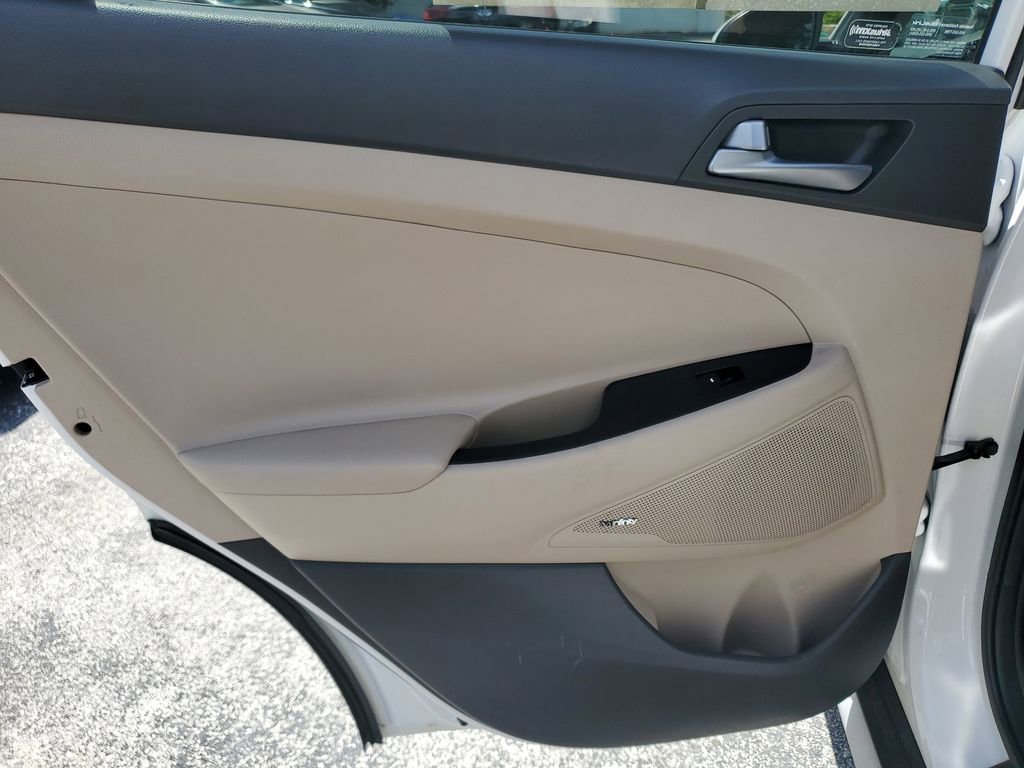 Used 2017 Hyundai Tucson SE Plus w/ Cargo Package FWD image 10
