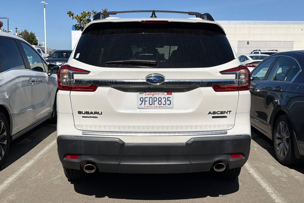 Used 2023 Subaru Ascent Limited w/ Technology Package AWD/4WD image 6