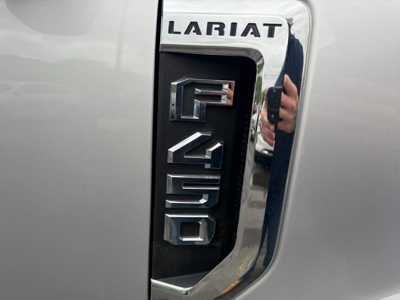 Used 2018 Ford F450 Lariat w/ Lariat Value Package AWD/4WD image 9