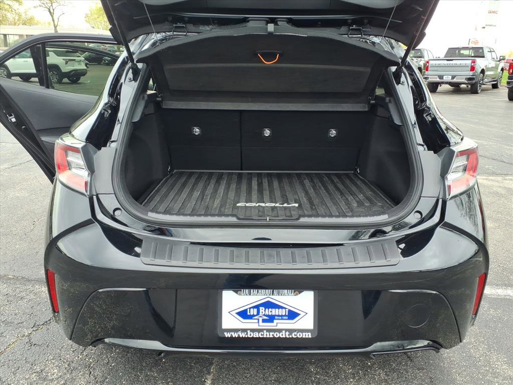 Used 2022 Toyota Corolla SE FWD image 30