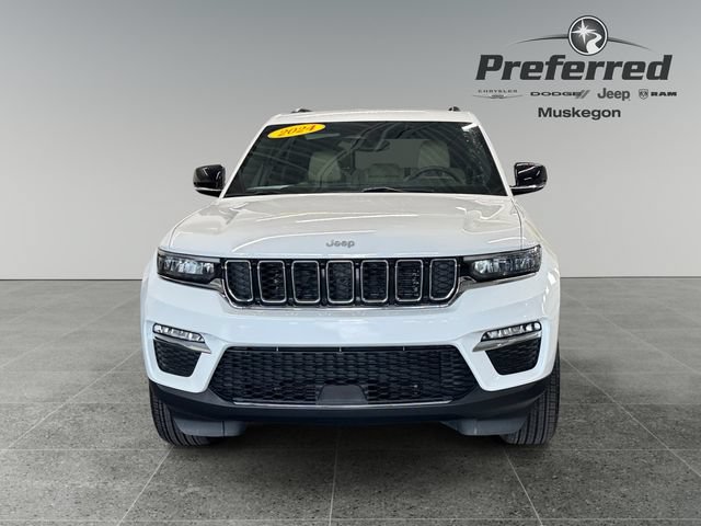 Used 2024 Jeep Grand Cherokee Limited AWD/4WD image 11