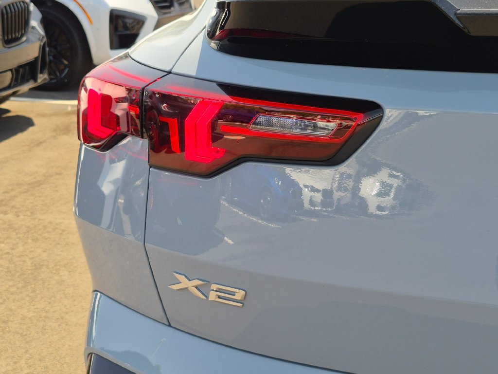 New 2026 BMW X2 xDrive28i w/ Technology Package AWD/4WD image 25