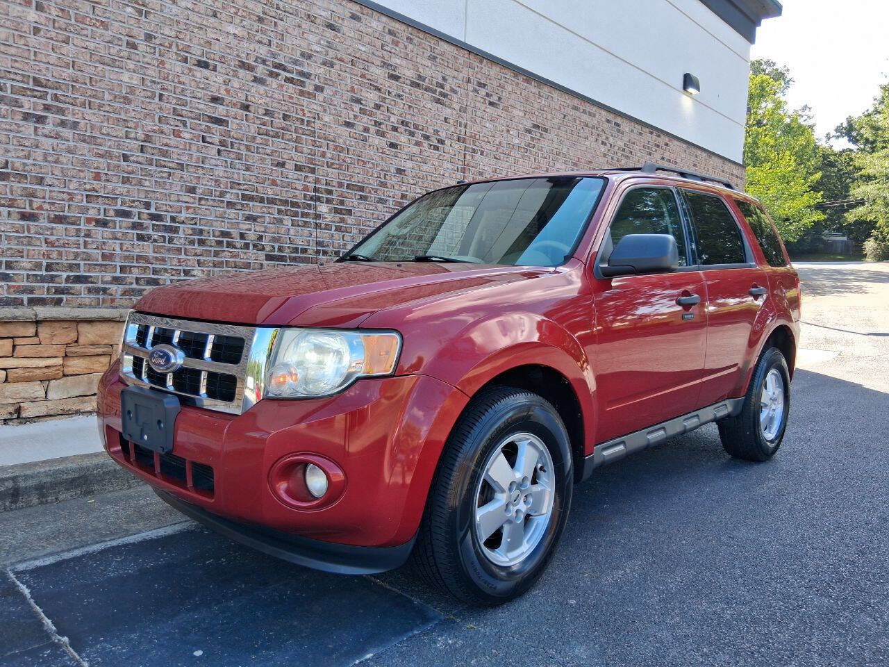 Used 2011 Ford Escape XLT