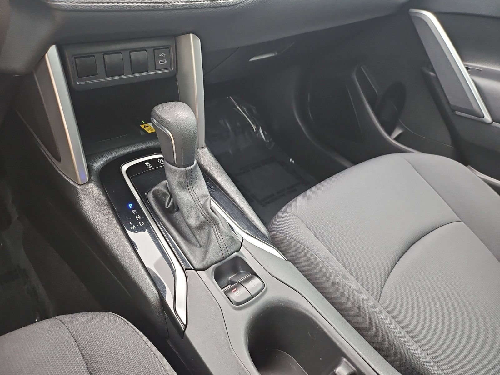 Used 2023 Toyota Corolla Cross LE w/ Moonroof Package FWD image 24