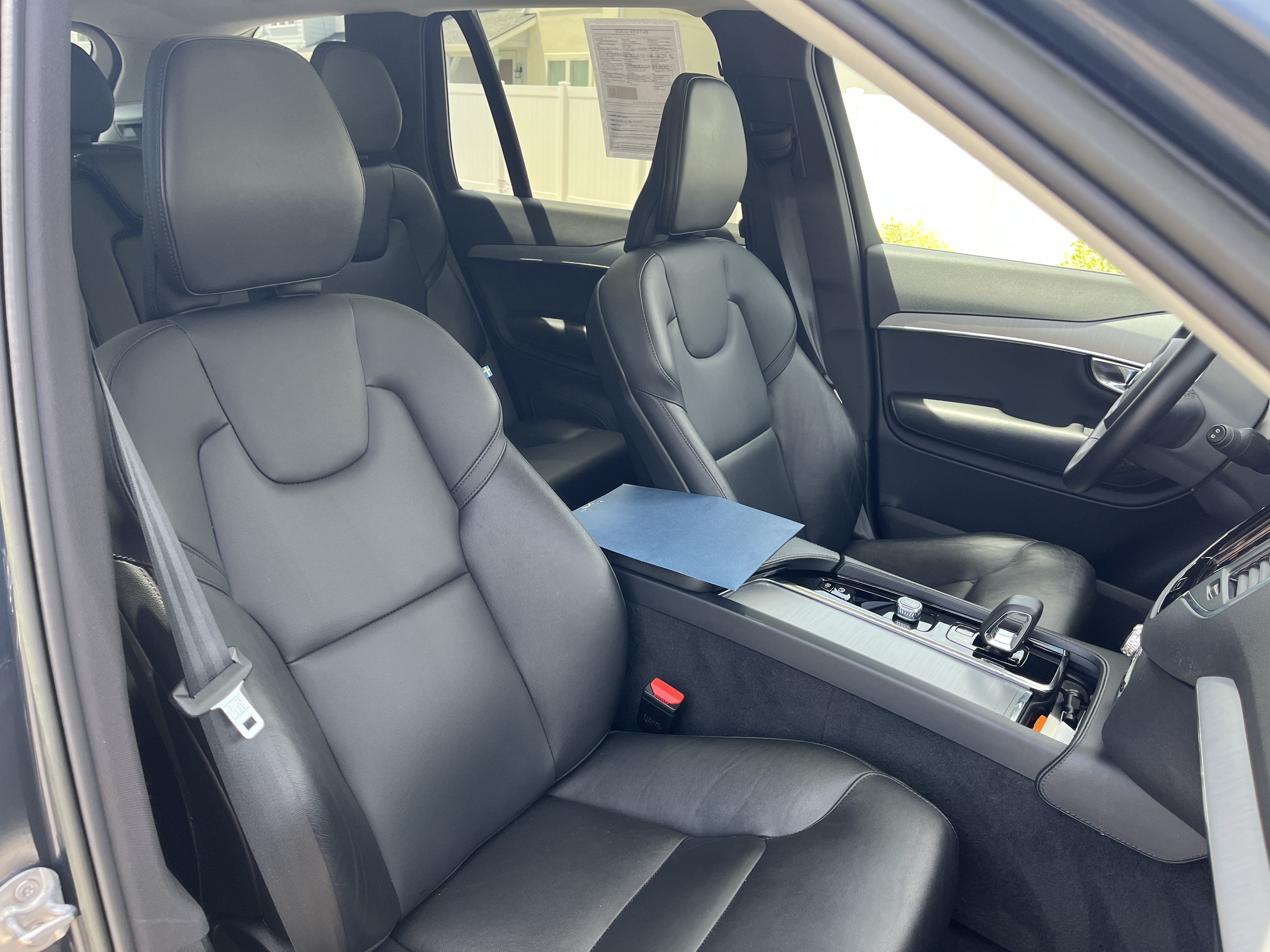 Used 2023 Volvo XC90 B5 Core AWD/4WD image 22