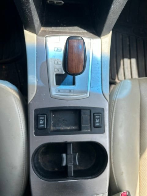 Used 2013 Subaru Outback 2.5i Limited w/ Moonroof Pkg AWD/4WD image 19