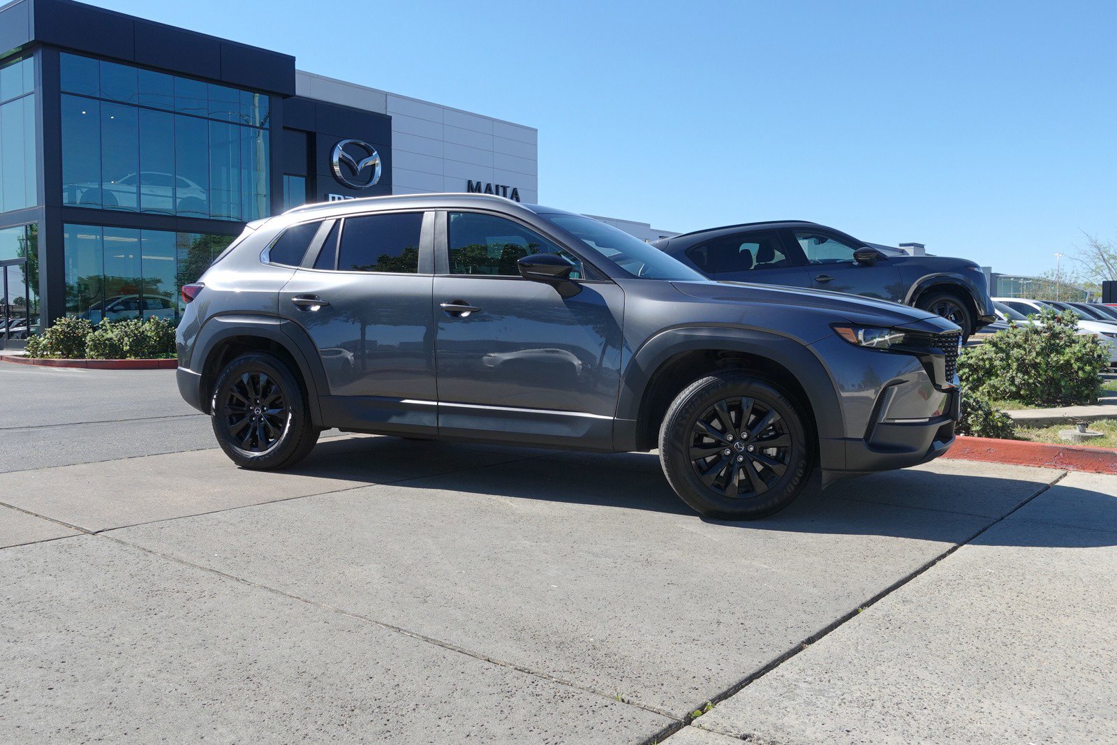 Used 2025 MAZDA CX-50 AWD 2.5 S w/ Premium Package image 4