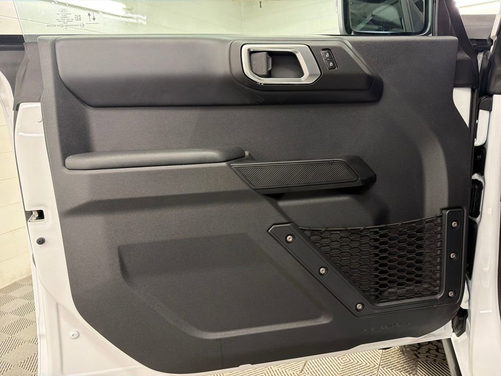 New 2025 Ford Bronco Badlands image 15