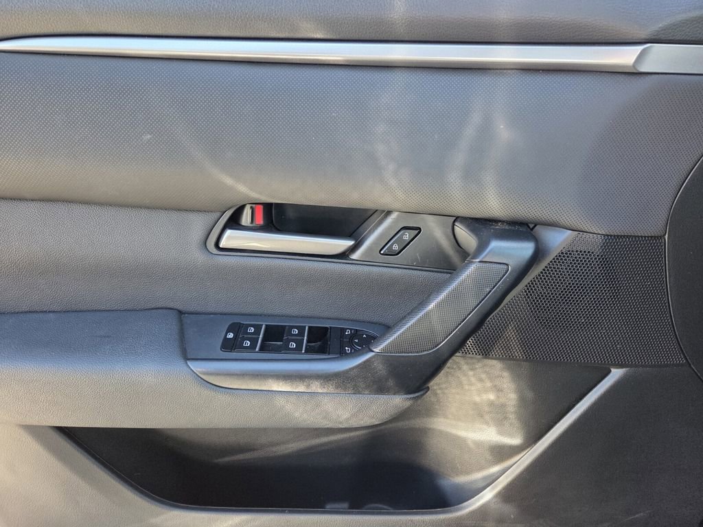 Used 2025 MAZDA CX-50 AWD 2.5 S w/ Preferred Package image 23