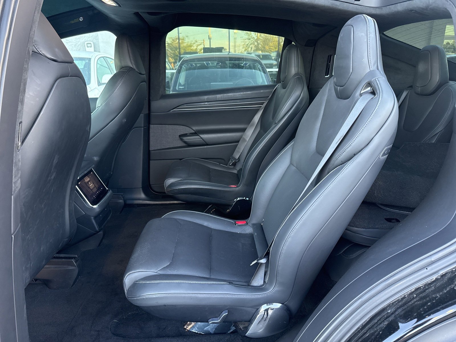 Used 2023 Tesla Model X Plaid image 6