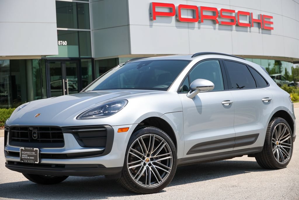 Certified 2026 Porsche Macan AWD/4WD image 12