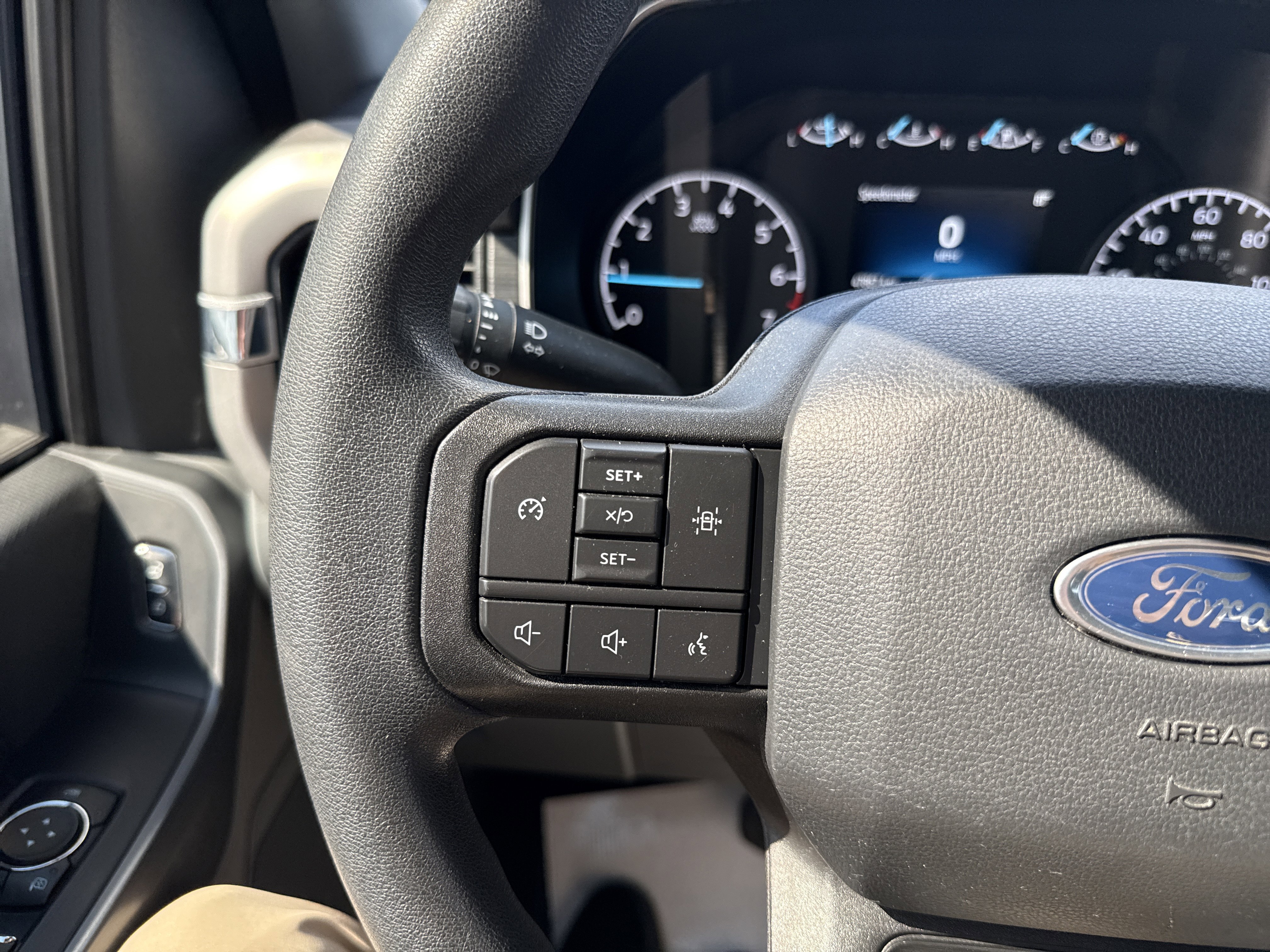 Used 2021 Ford F150 XLT AWD/4WD image 17