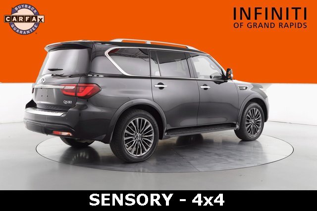 Used 2024 INFINITI QX80 Sensory image 3