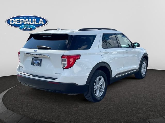 Used 2023 Ford Explorer XLT AWD/4WD image 7