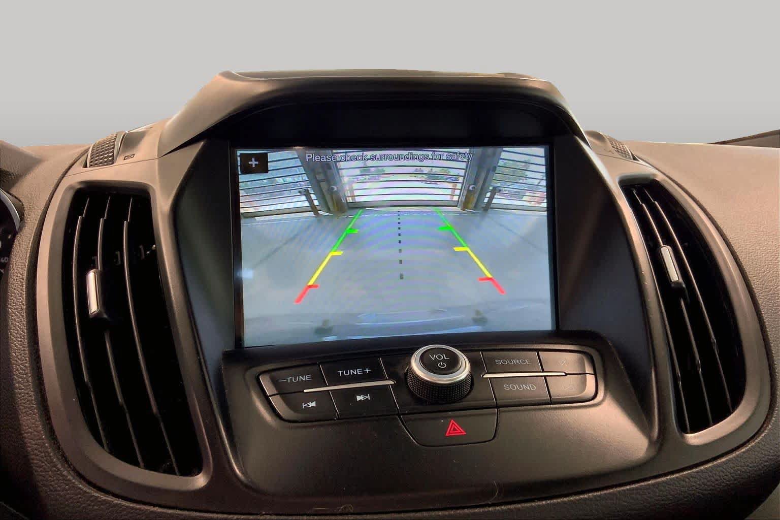 Used 2019 Ford Escape SE FWD image 29