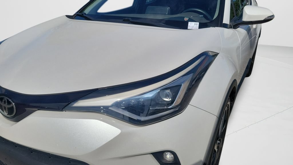 Used 2022 Toyota C-HR Limited FWD image 22
