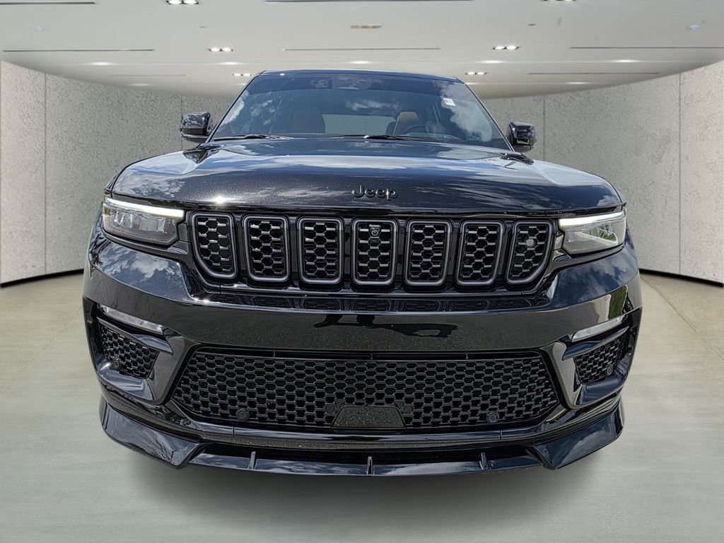 Used 2025 Jeep Grand Cherokee Summit w/ Adv Protech Group IV AWD/4WD image 8