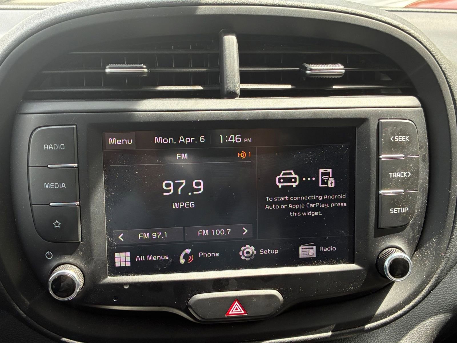 Used 2025 Kia Soul LX w/ LX Technology Package image 20