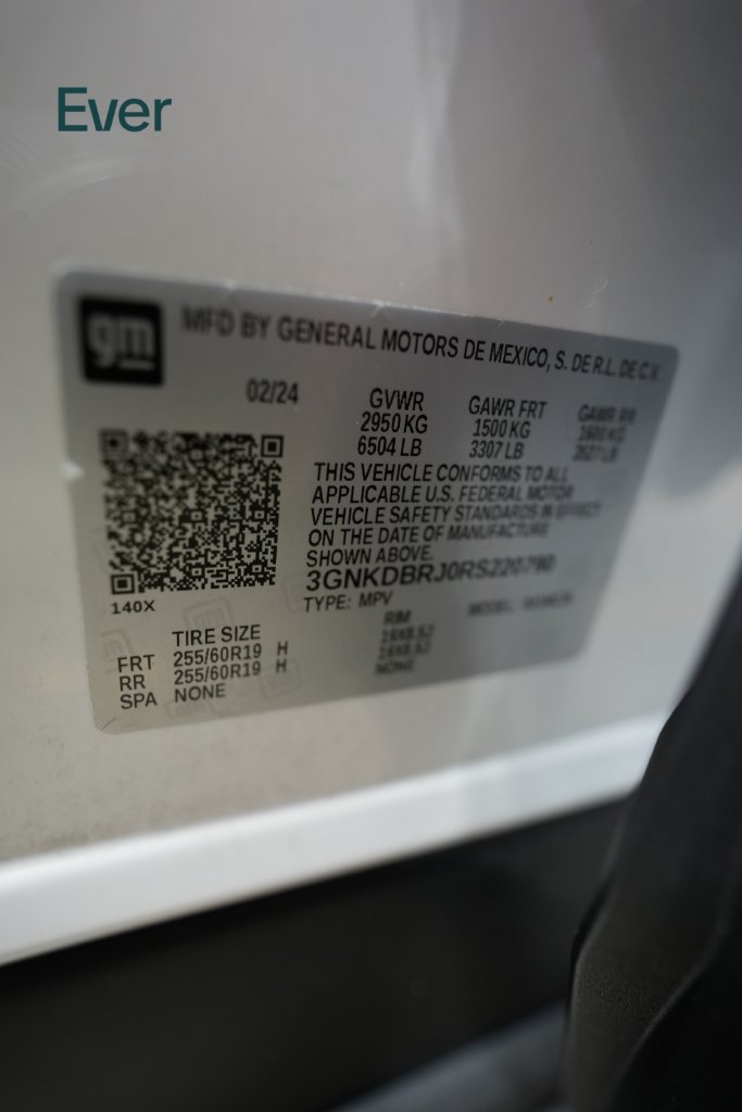 Used 2024 Chevrolet Blazer EV LT AWD/4WD image 28