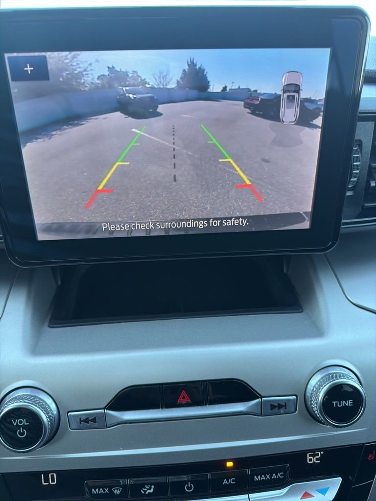 Used 2021 Ford Explorer XLT image 20