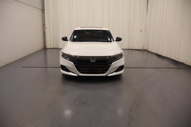 Used 2021 Honda Accord Sport image 3