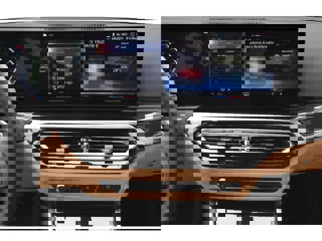 Used 2023 BMW 330i Sedan w/ Premium Package image 13