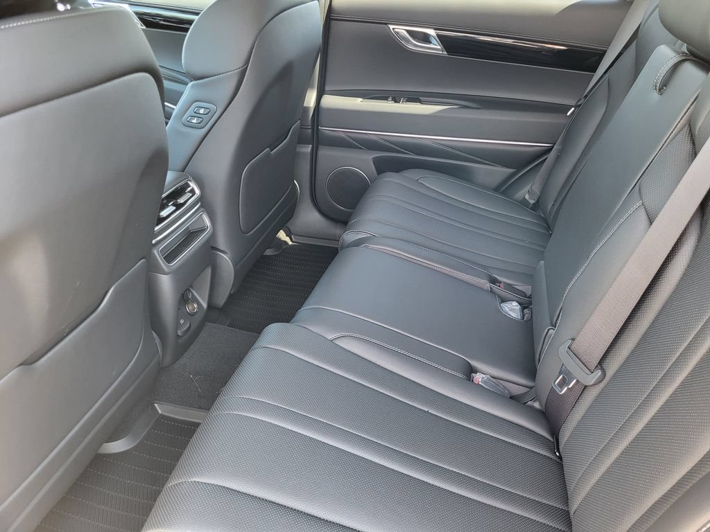 New 2027 Genesis GV80 2.5T AWD/4WD image 10