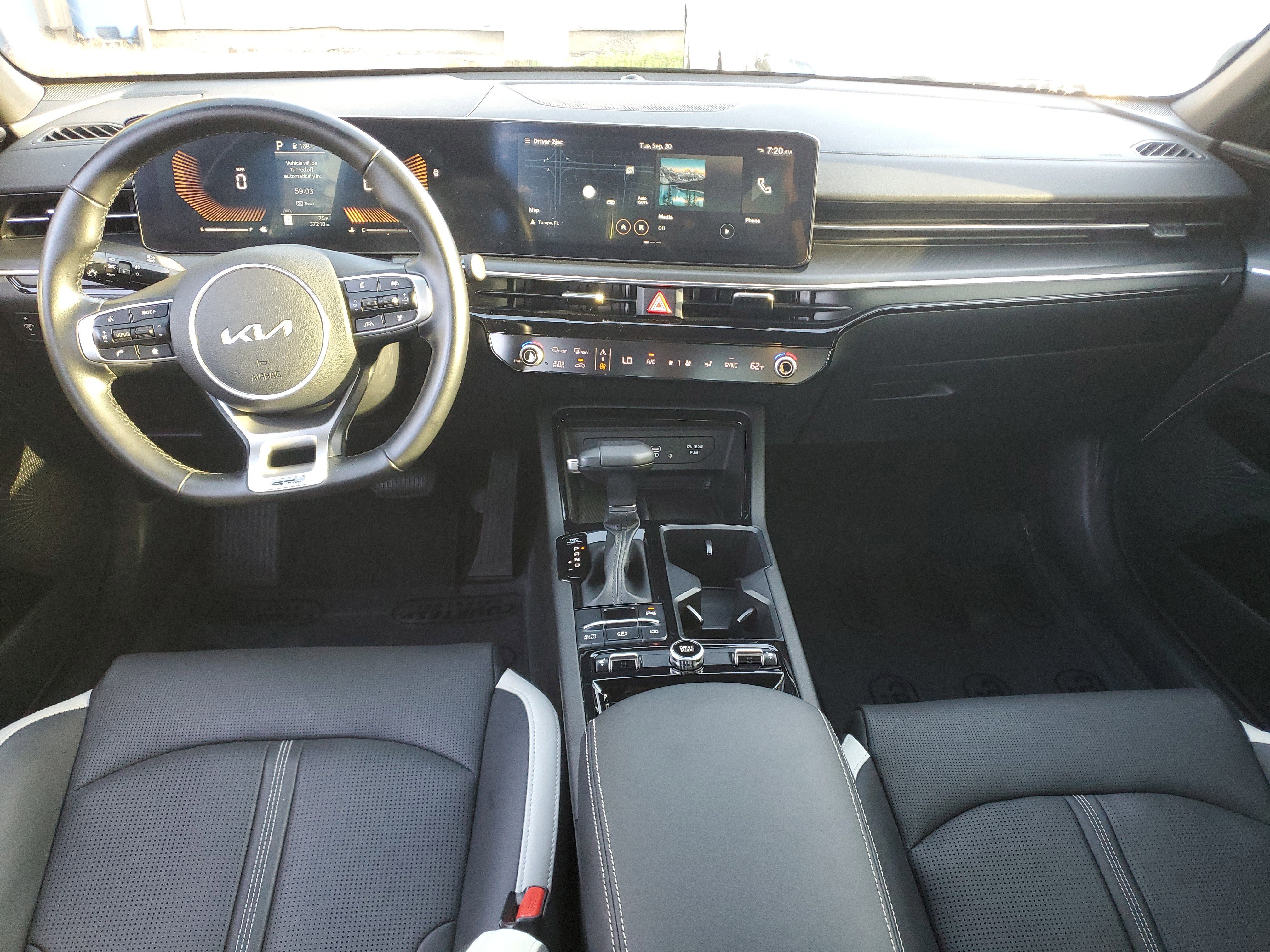 Used 2025 Kia K5 GT-Line w/ GT-Line Premium Package image 13