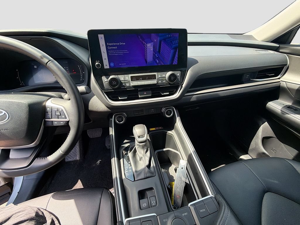 Used 2025 Toyota Grand Highlander FWD image 27