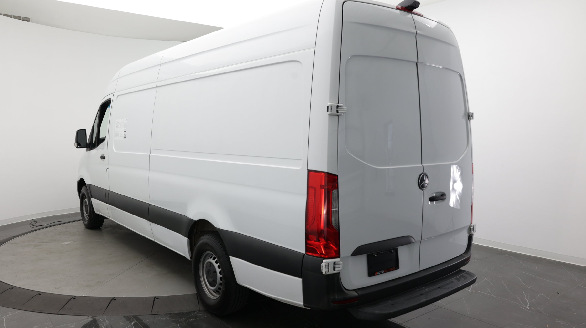 Used 2023 Mercedes-Benz Sprinter 2500 image 5